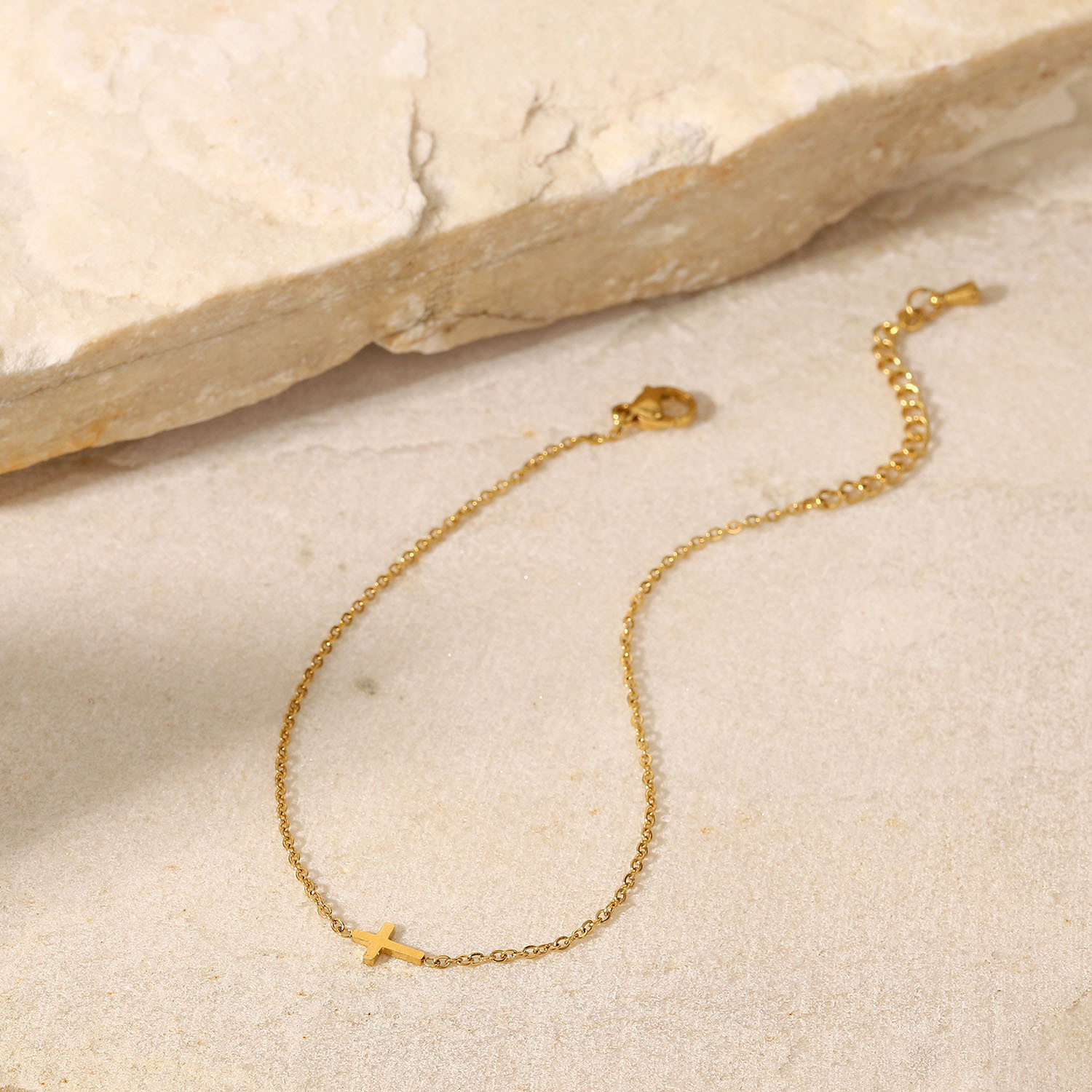 Retro Style 18K Gold Plated Cross Stainless Steel Bracelet