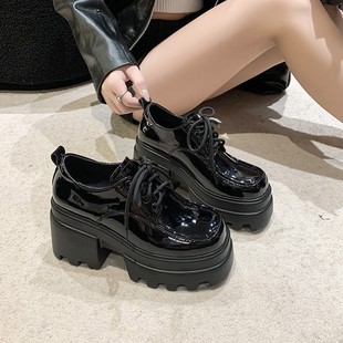 Ӣ���L�ɸ��СƤЬŮ2023�＾�¿���ȹ�Ӭ�����Ьϵ�����^����Ь