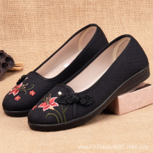 老北京布鞋女春季正品奶奶鞋子老人老年单鞋妈妈太太鞋