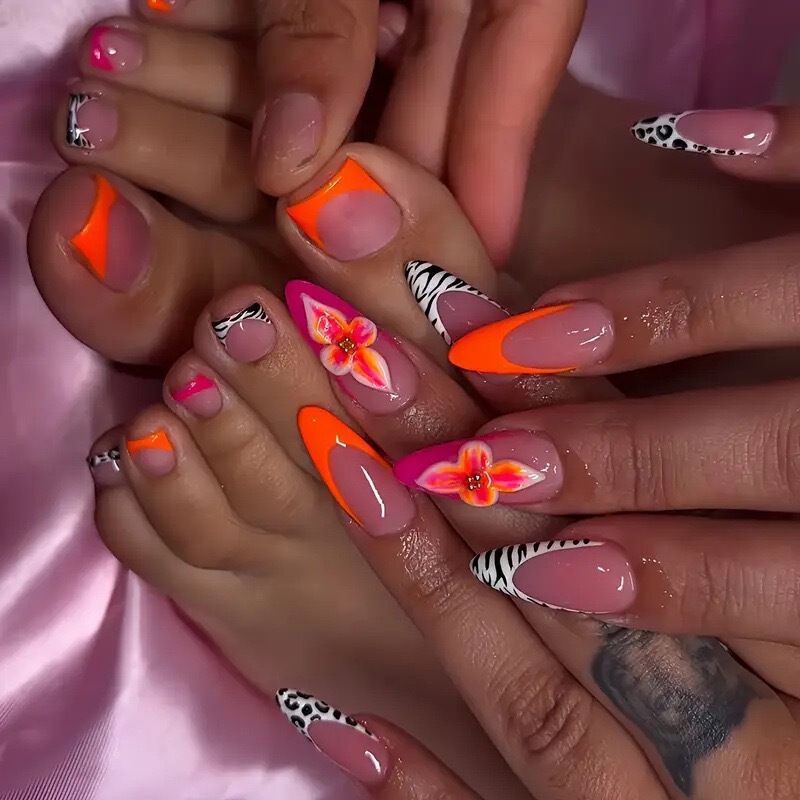 Cross-Border Hot Selling Almond-Shaped Wearable Nails for Hands and Feet, Fashionable Zebra Pattern, Cute Flower Fake Nails, Finished Product Cross-Border Hot Selling Almond-Shaped Wearable Nails for Hands and Feet, Fashionable Zebra Pattern, Cute Flower Fake Nails, Finished Product