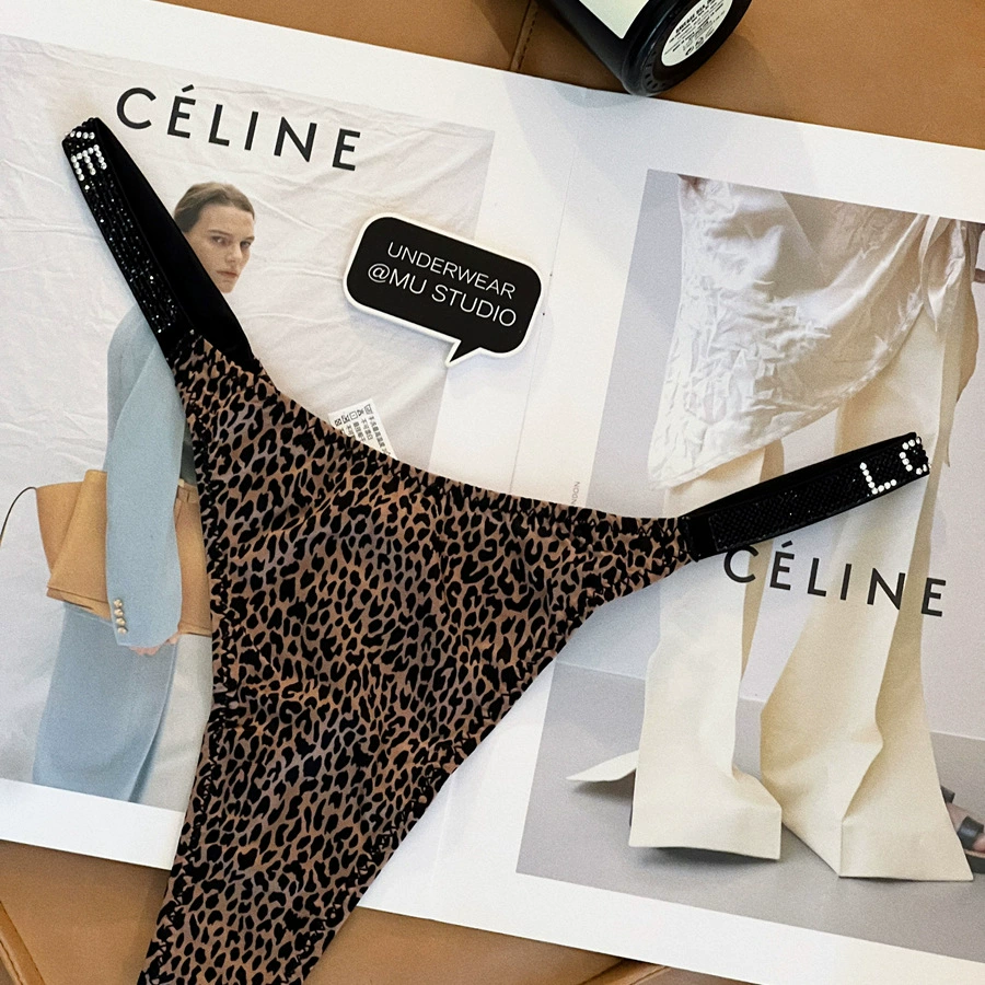 Quick‑dry silk‑feel sports trousers, zebra print and multi patterns, mid‑low waist, sizes M/L