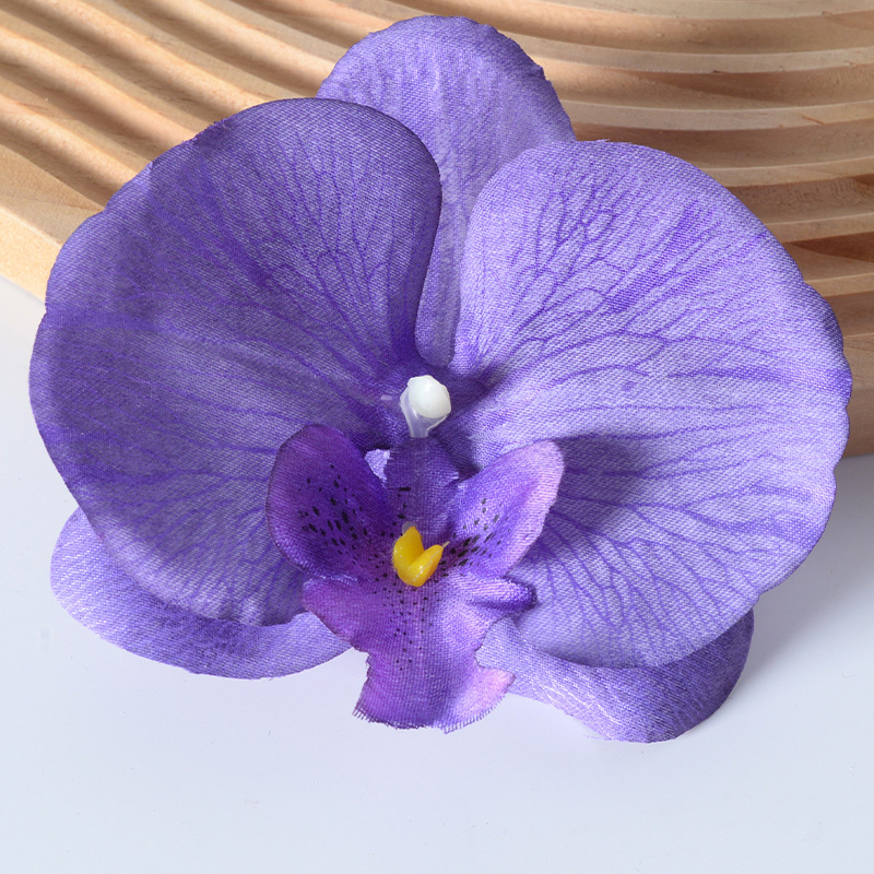 胡蝶蘭の花の頭は花びらの部品をシミュレーションします。|undefined