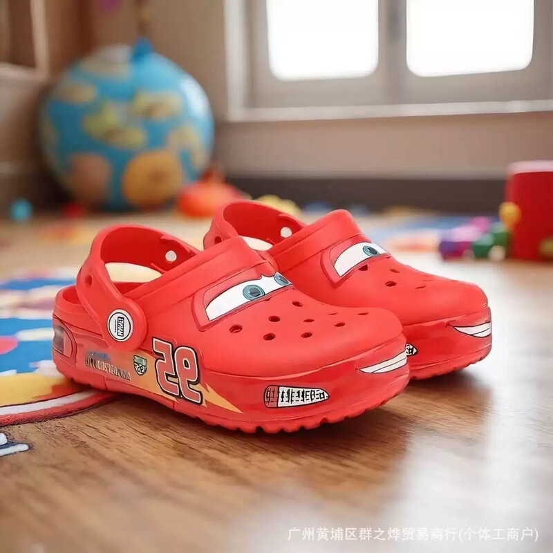 Red Lightning McQueen Clogs for Boys, Closed-Toe Beach Shoes, Cartoon Sandals, EVA Non-Slip Breathable Slippers Red Lightning McQueen Clogs for Boys, Closed-Toe Beach Shoes, Cartoon Sandals, EVA Non-Slip Breathable Slippers