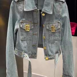 欧货小香风洋气金扣短款牛仔外套女2024春季设计感小众系带上衣潮