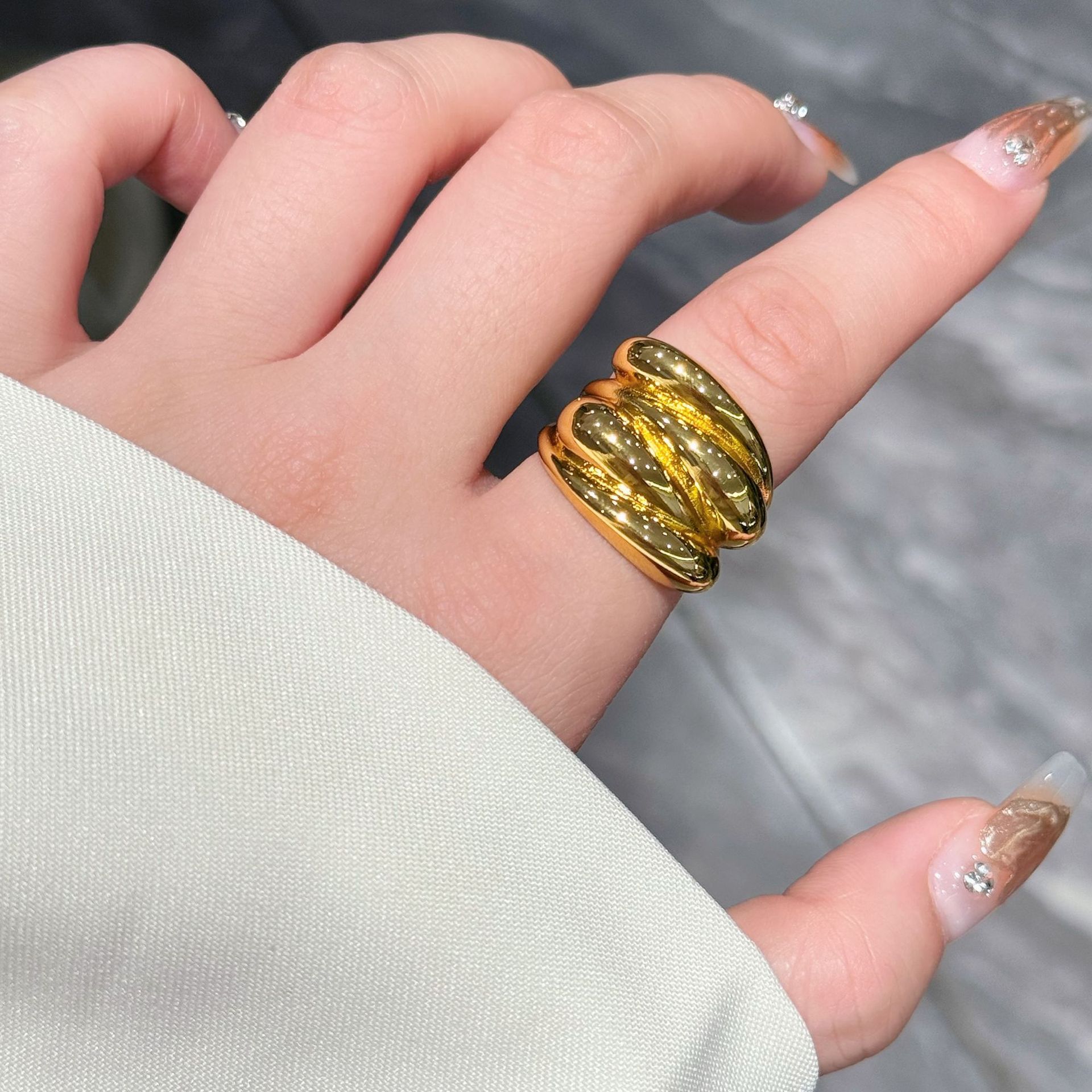 Designer Ring For Women Geometric Metallic Unique Versatile Accessory_voghion.com