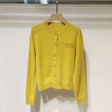 1件起批2025秋冬女装圆领立体字母单排扣长袖羊毛针织开衫S250899