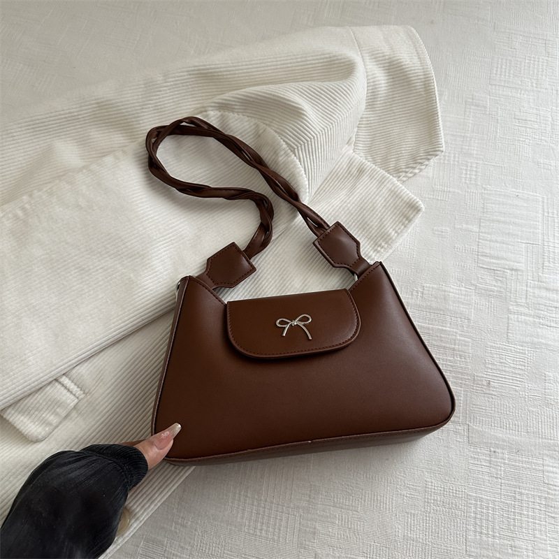Borsa a tracolla donna elegante con fiocco modello alla moda_voghion.com