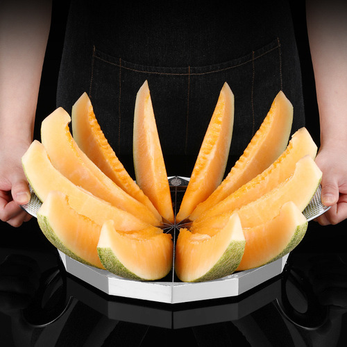 Creative zinc alloy stainless steel watermelon cutter multifunctional large cantaloupe fruit divider summer slicer
