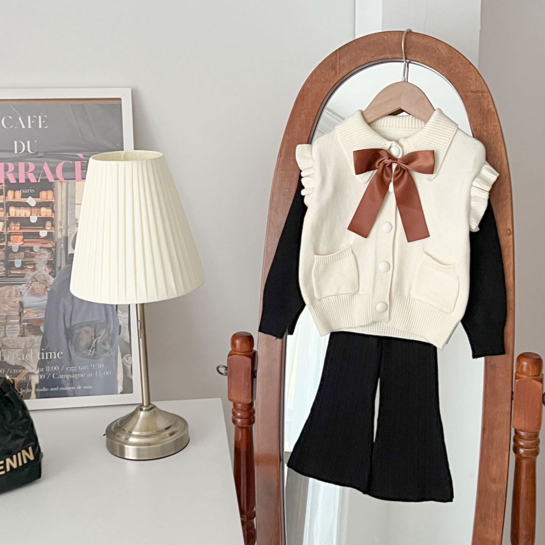 JINYONG Girls' Sweater New Fashionable Long sleeved Western Knitted Top Flare Pants Children's Two Piece Set_voghion.com