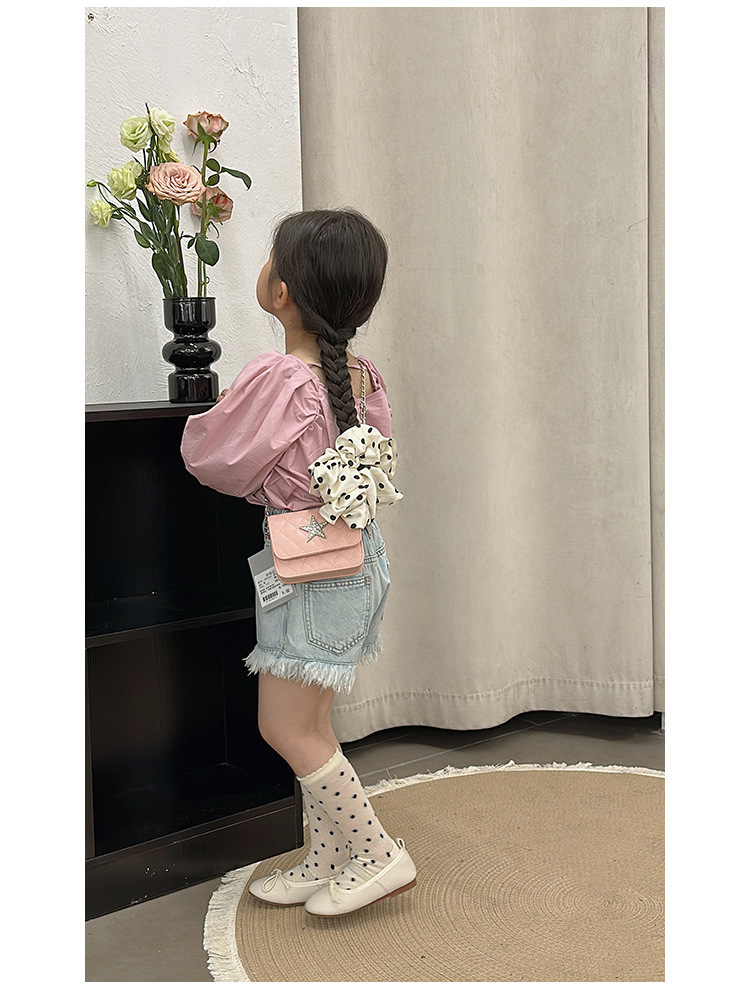 131g Weight Polyester Lining Material Flip Cover Closure Type Single Shoulder Strap Strap Type Crossbody Bag Bags Type Casual, Shopping Occasion Pu Leather Material Star, Solid Color, Lingge Pattern All Seasons Season Unisex Gender Basic, Classic Style Style Square Shape Medium Size Unisex Medium Pu Leather Star Solid Color Lingge Basic Classic Style Square Flip Cover Crossbody Bag 5