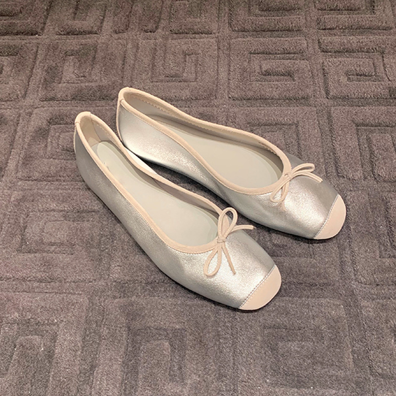 Verano nuevo estilo versión coreana dulce boca baja bowknot zapatos de tacón grueso zapatos de ballet de seda a juego de color de moda mujeres