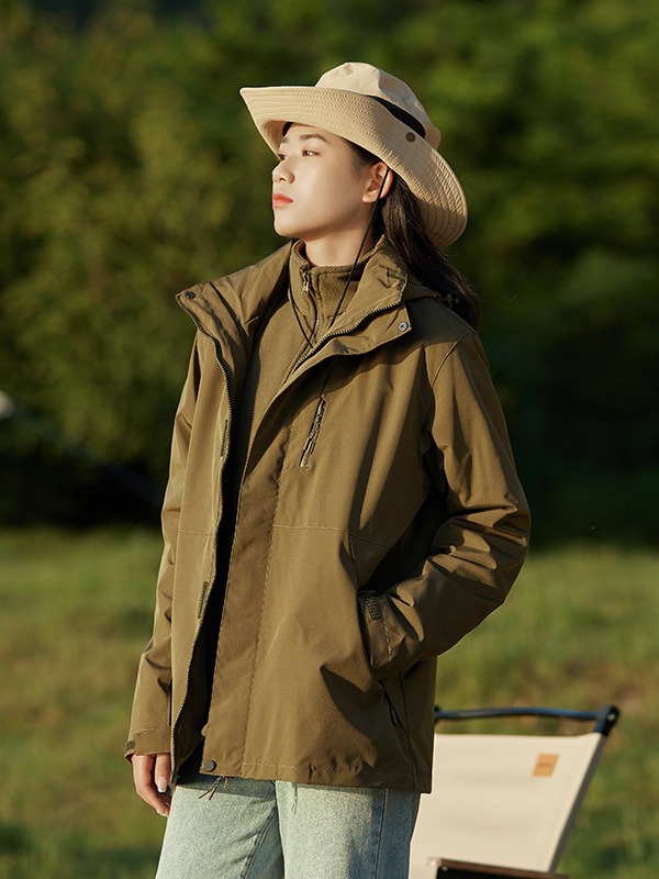 Water repellent jacket for men and women