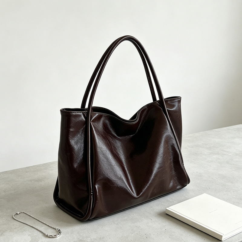 Foreign Trade Cross-Border 2026 Spring New Women's Handbag, Large Capacity Versatile Shoulder Bag, Casual Underarm Large Bag
