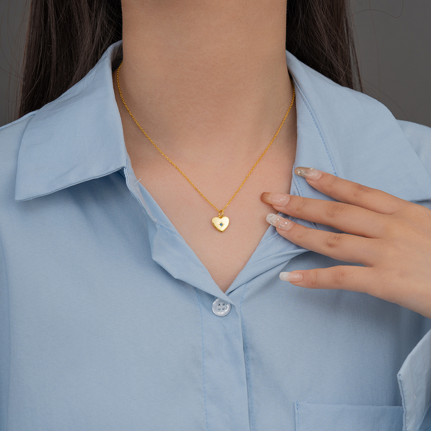 Fashionable pendant