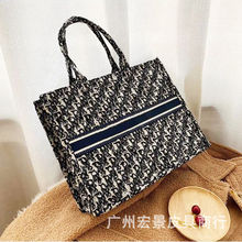 ��ĸ�̽��Ứ��̖���؆μ狌��toteُ�����LOGO����б�����e�ٴ�