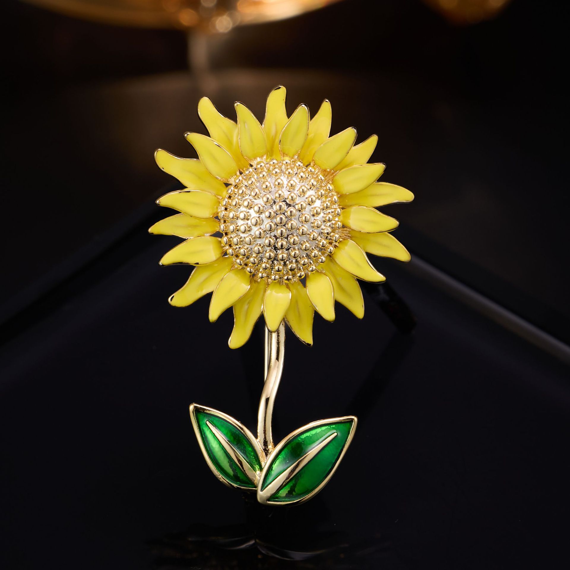 Sunflower Brooch, a Light Luxury Fashion Accessory That Won Top Honors, Sunflower Pin, Plant Enamel Brooch Wholesale
