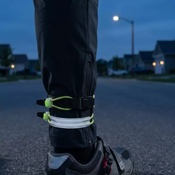 Bicycle Reflective Riding Girdle for Mountain and Road Night Riding, Outdoor Night Riding Gear