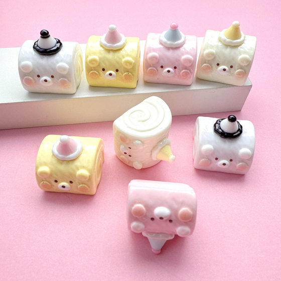 Three-dimensional Cartoon Cake Roll Pig Resin Accessories DIY Cream Gel Hairpin Keychain Pendant Ornaments Blind Bag Material