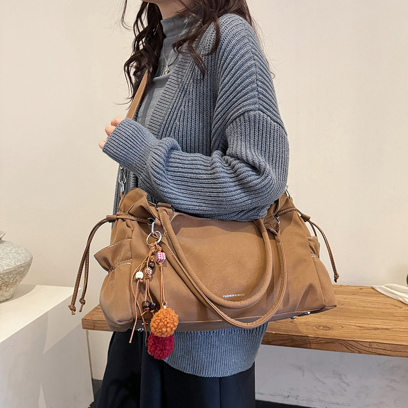 Suede Large Capacity Tote Bag For Women 2026 New Trendy Luxury Shoulder Bag For Outing, Work And Commuting - Thumbnail 7