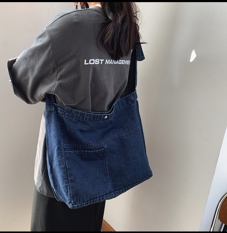 Bandolera Messenger De Gran Capacidad Tote Denim Lavado 37*13*35cm display picture 4