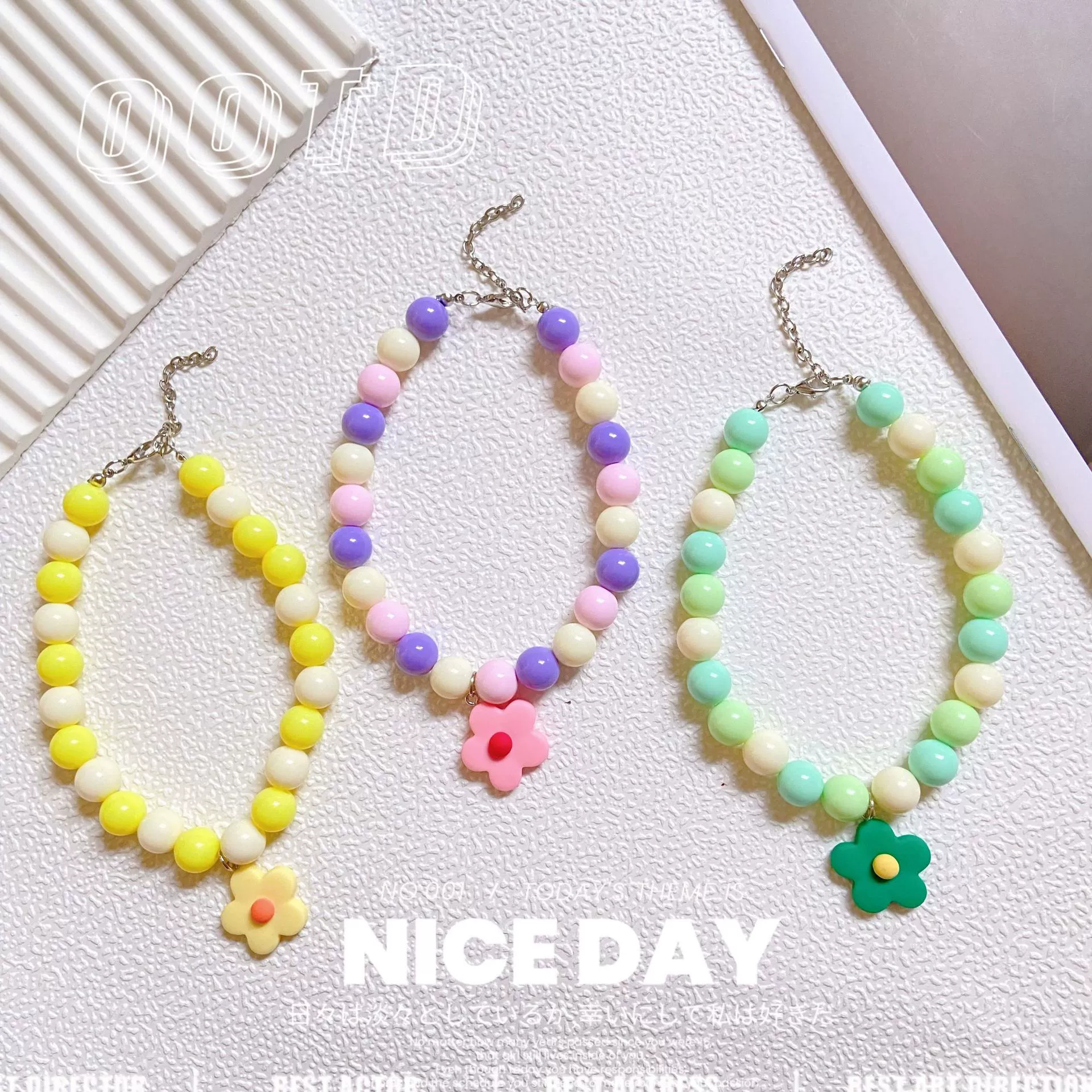 Новое ожерелье для кошек и собак в стиле макарон с цветочным кулоном Hyuna, ошейник для маленьких собак, аксессуар для шеи, подвесное украшение на шею