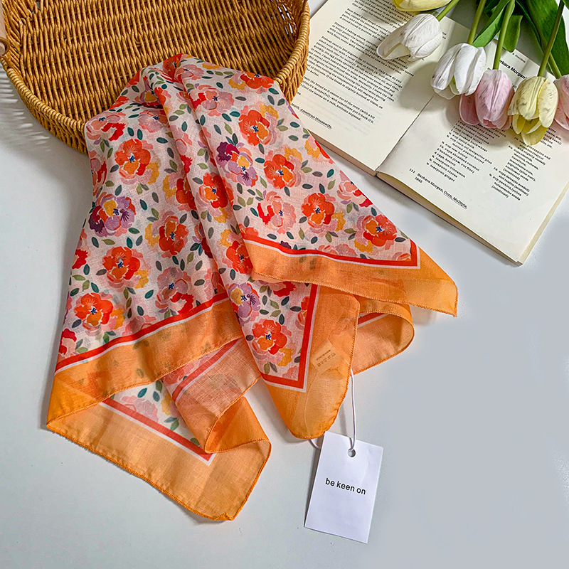 Pañuelo floral, estilo pastoral femenino de verano, nuevo estilo, bufanda fresca, bufanda de seda, bufanda cuadrada pequeña, bufanda de cuello de sentido avanzado