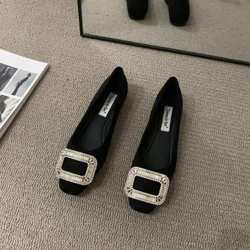 Zapatos franceses de talón grueso zapatos de mujer de diamante 2026 nuevo negro cuadrado temperamento plano zapatos de trabajo zapatos de viaje