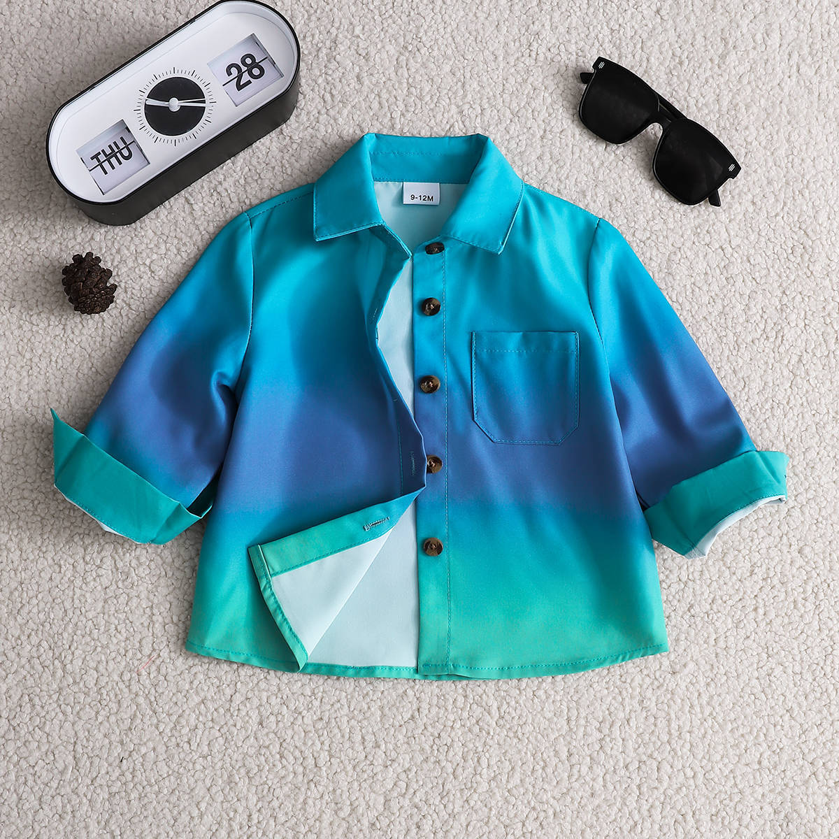 Boys' autumn gradient long-sleeved shirt, children's collar tie-dye shirt, infant and children's foreign trade children's clothing factory wholesale.