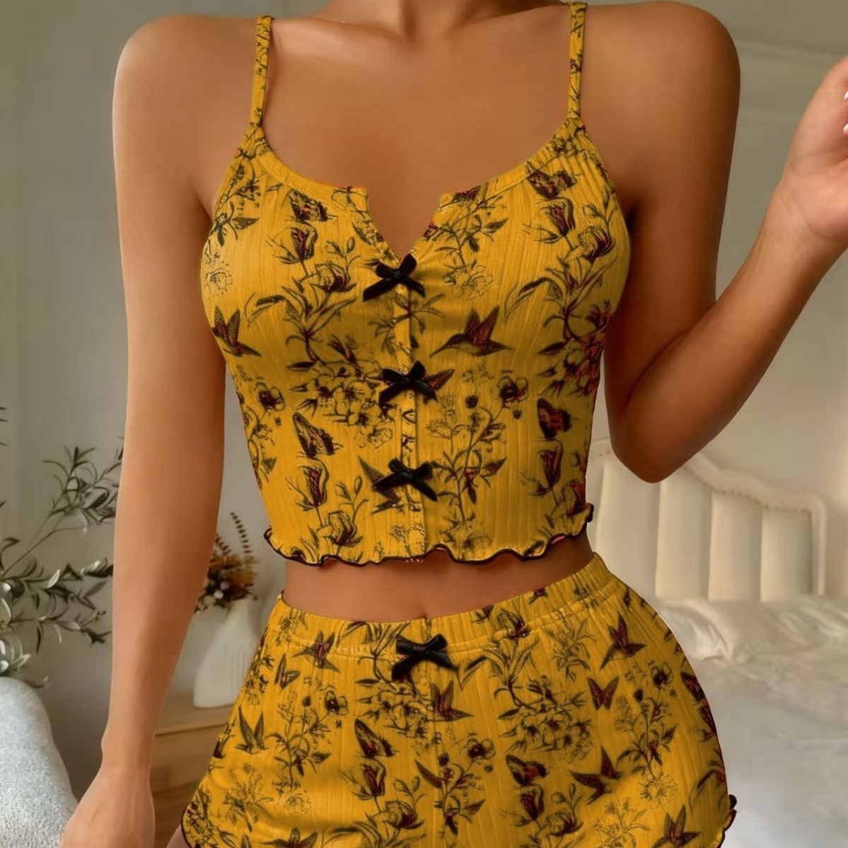 2024 Amazon Aliexpress New Product Heart-Shaped Printed Contrast Color Home Clothes Front Slit Suspender Pajamas Set