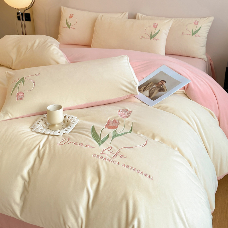 Sopa de edredón de leche, cubierta de edredón de una sola pieza, cubierta de edredón de cristal de tres piezas, cubierta de edredón de una sola pieza, ropa de cama de cuatro piezas