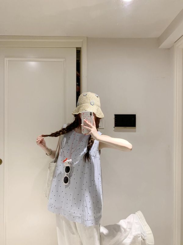 ガーリーブルー水玉ノースリーブ Tシャツ女性のための 2025 新しいベビードールシャツトップ夏アウタールーズチョッキベスト|undefined