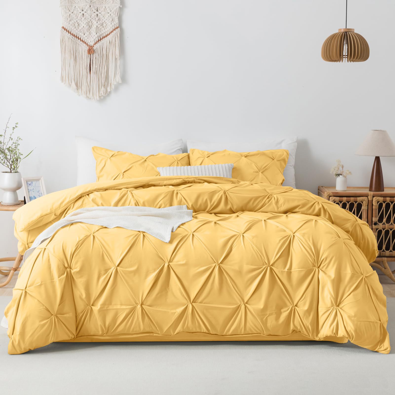 SKU-08-09 - Yellow Queen.jpg