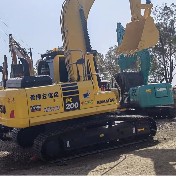 La pintura original original 320DCAT de segunda mano Komatsu 200 - 8 Excavadora exportadora Carter 320D 320GC