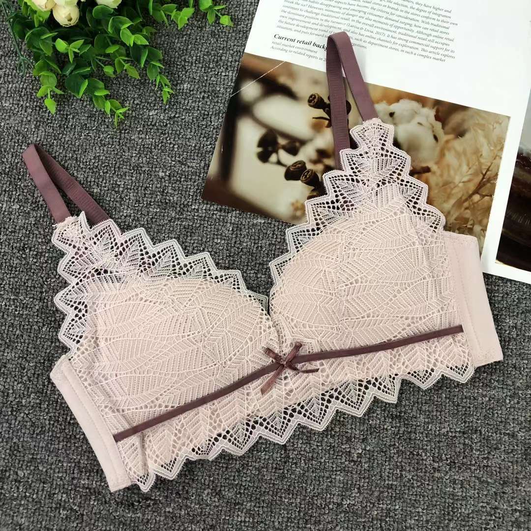Nuevo sujetador inalámbrico moda encaje jacquard transpirable cómodo clásico tres breasted ropa interior para las mujeres al por mayor