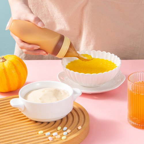 Baby rice cereal spoon milk bottle squeeze feeding silicone soft spoon baby food supplement tool bowl rice cereal feeding artifact