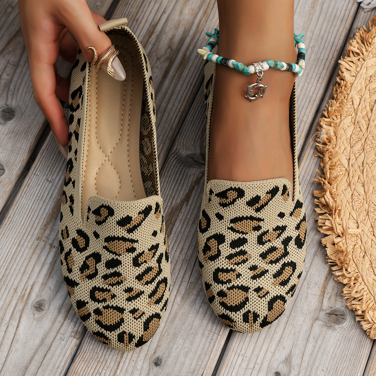 2023 New Casual Women's Shoes, European And American Style, Round Toe, Low Heel, Flat Sole, Comfortable Outdoor Wear,_vogvips.com