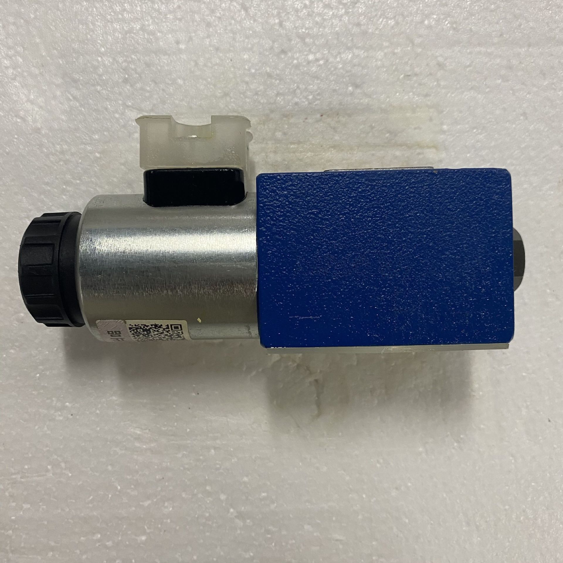 力士乐WE6D 系列 电磁换向阀