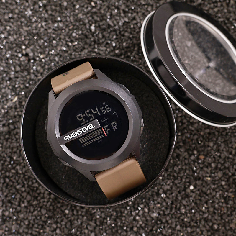 QUEKSEVEL marca nuevo producto tecnología para hombres reloj electrónico multifuncional impermeable tendencia luminosa reloj electrónico para estudiantes