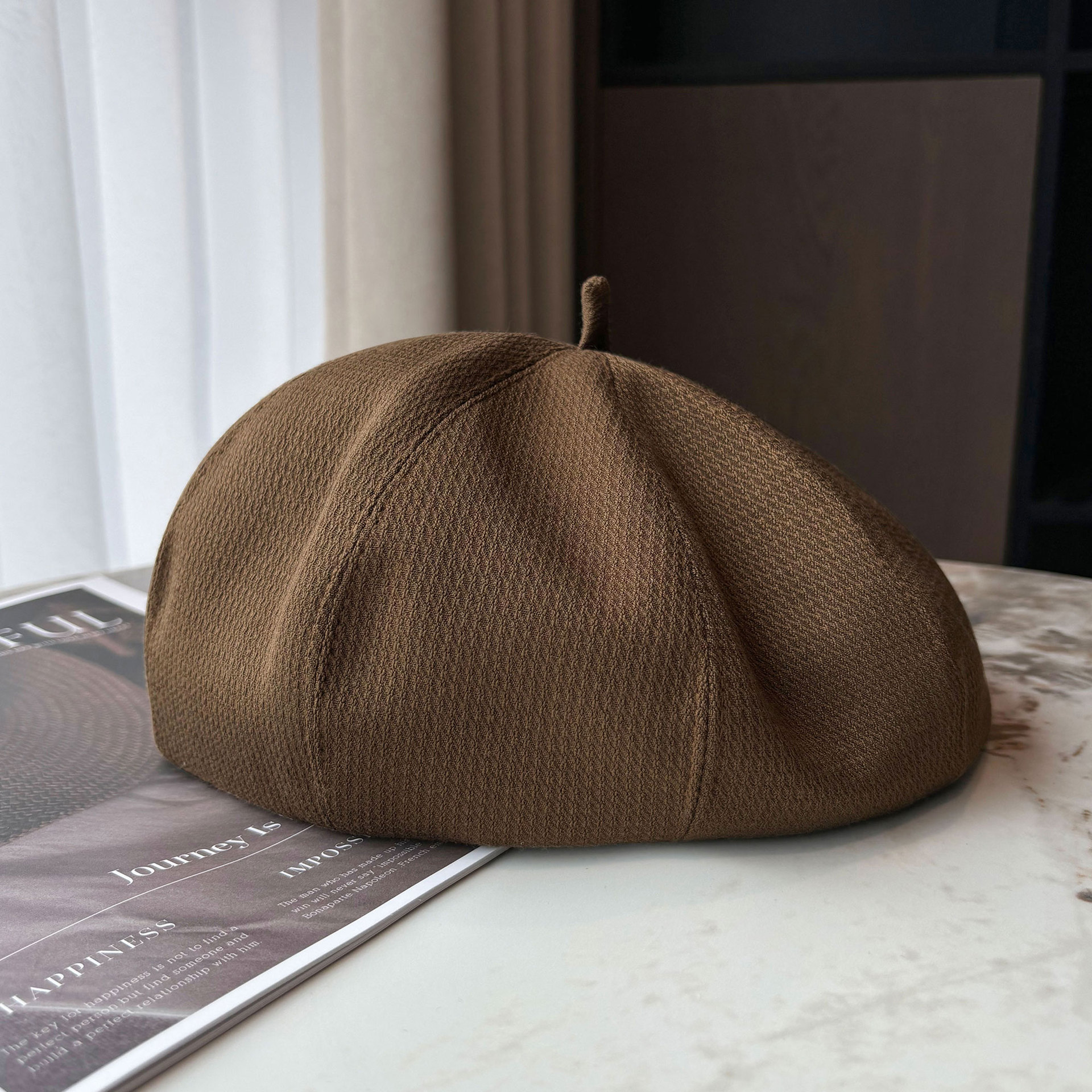 E-707 brown light plate beret