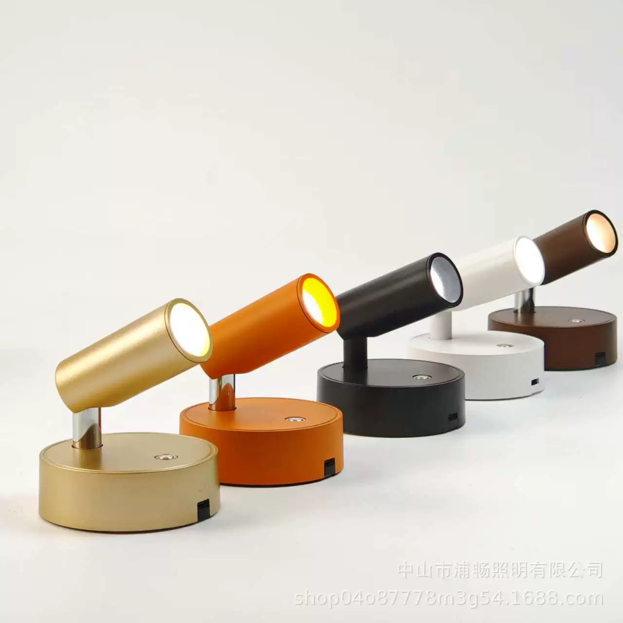 Прямые продажи фабрики трансграничные взрывные модели простой зарядки USB настенный светильник, регулируемый магнитный светильник 3 цвета света