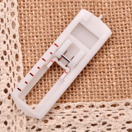 Accesorios de máquina de coser multifuncional doméstica de cuatro pasos de bloqueo de presión de ojos de bloqueo de presión de ojos de pies 7302 image 2