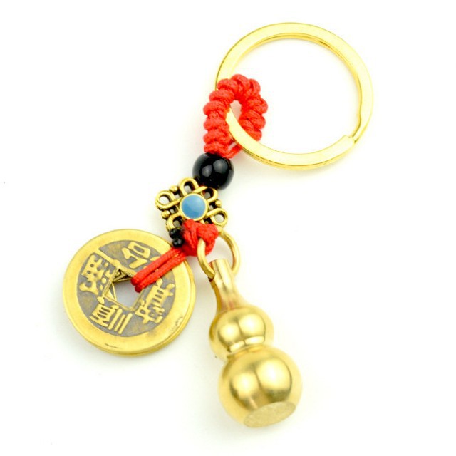 Puesto de venta caliente en lugares escénicos Cinco emperadores dinero latón llavero de coche calabaza de cobre joyería colgante regalo de evento