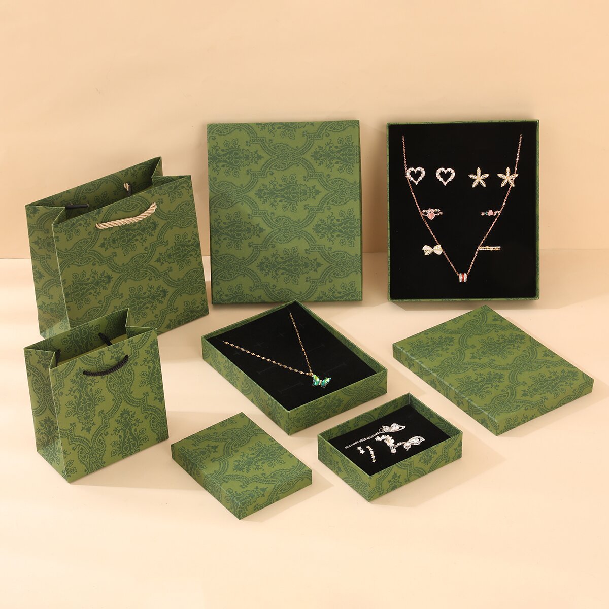 Spot caja de joyería de impresión clásica caja de reloj de estilo antiguo caja de embalaje de joyería pendiente caja de anillo collar cubierta del cielo