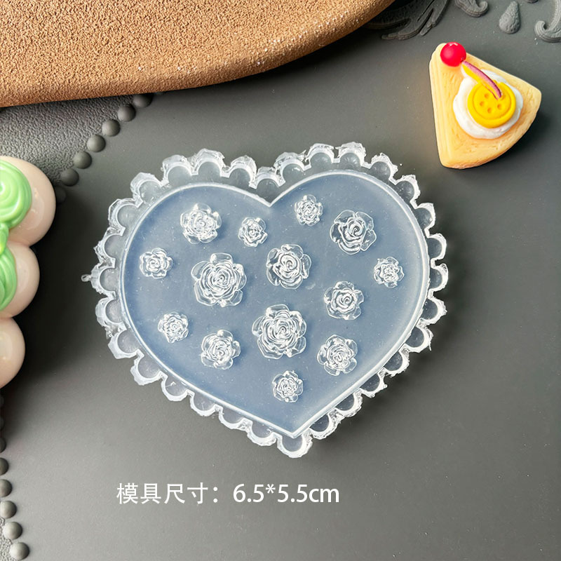 Venta caliente transfronteriza molde de manicura de alta transparencia animal de dibujos animados oso bowknot ramo DIY modelo de manicura en relieve tridimensional