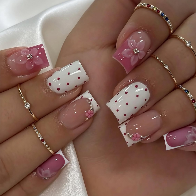 Wearable Nails with Square White Polka Dots, French Style 3D Three-Dimensional Flowers, Five-Petal Flowers, Steel Bead Decoration, Fake Nail Patches