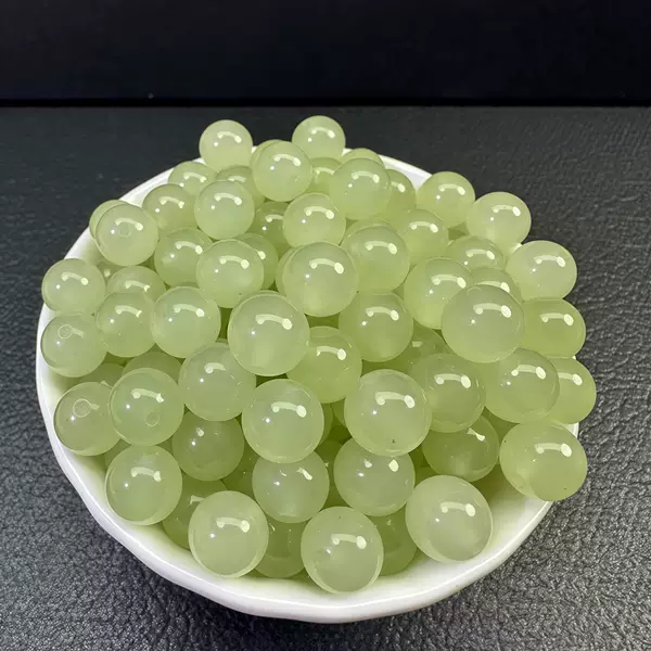 Hotan grape flesh-colored chalcedony