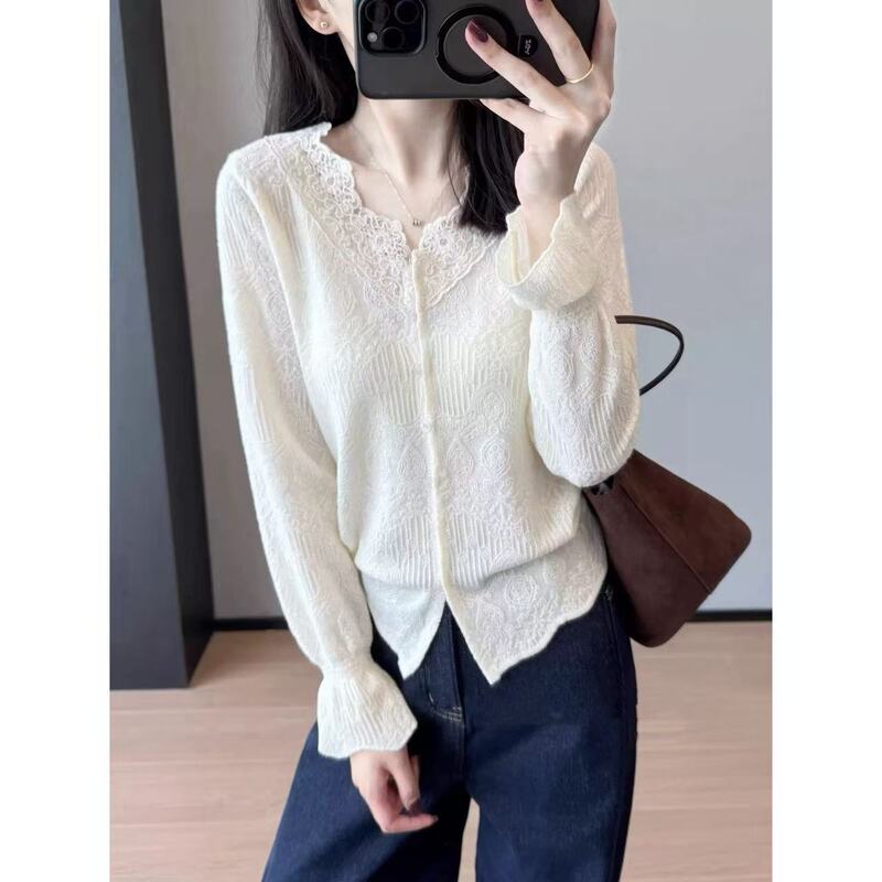 French Style Mulberry Silk + Wool + Acrylic V Neck Lace Embroider Lace Knitted Women's Autumn and Winter L1018H