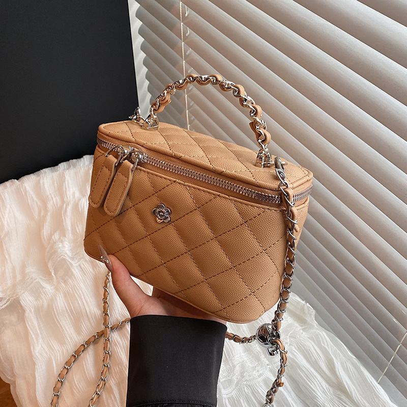 Caviar pequeña fragancia cadena de rombos bolsa cuadrada pequeña mujer 2025 nuevo bolso bandolera popular de alta gama de todos los partidos