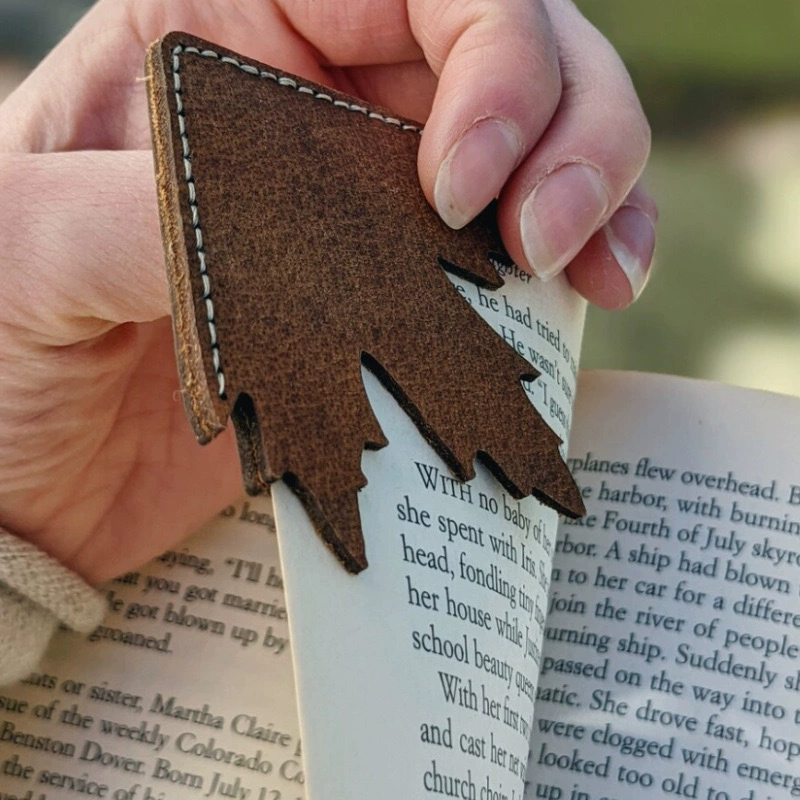 Кленовый лист, чтение, ноутбук, закладка, (Физические), читаемая материал, геолокационная функция