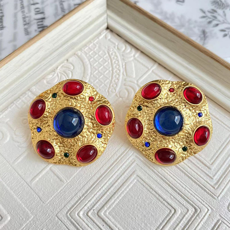 Retro Geometric Alloy Plating Artificial Gemstones Women's Ear Studs 1 Pair display picture 2